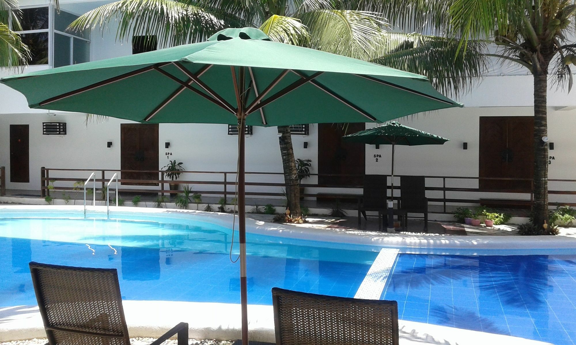 Feliness Resort Manoc-Manoc Ngoại thất bức ảnh