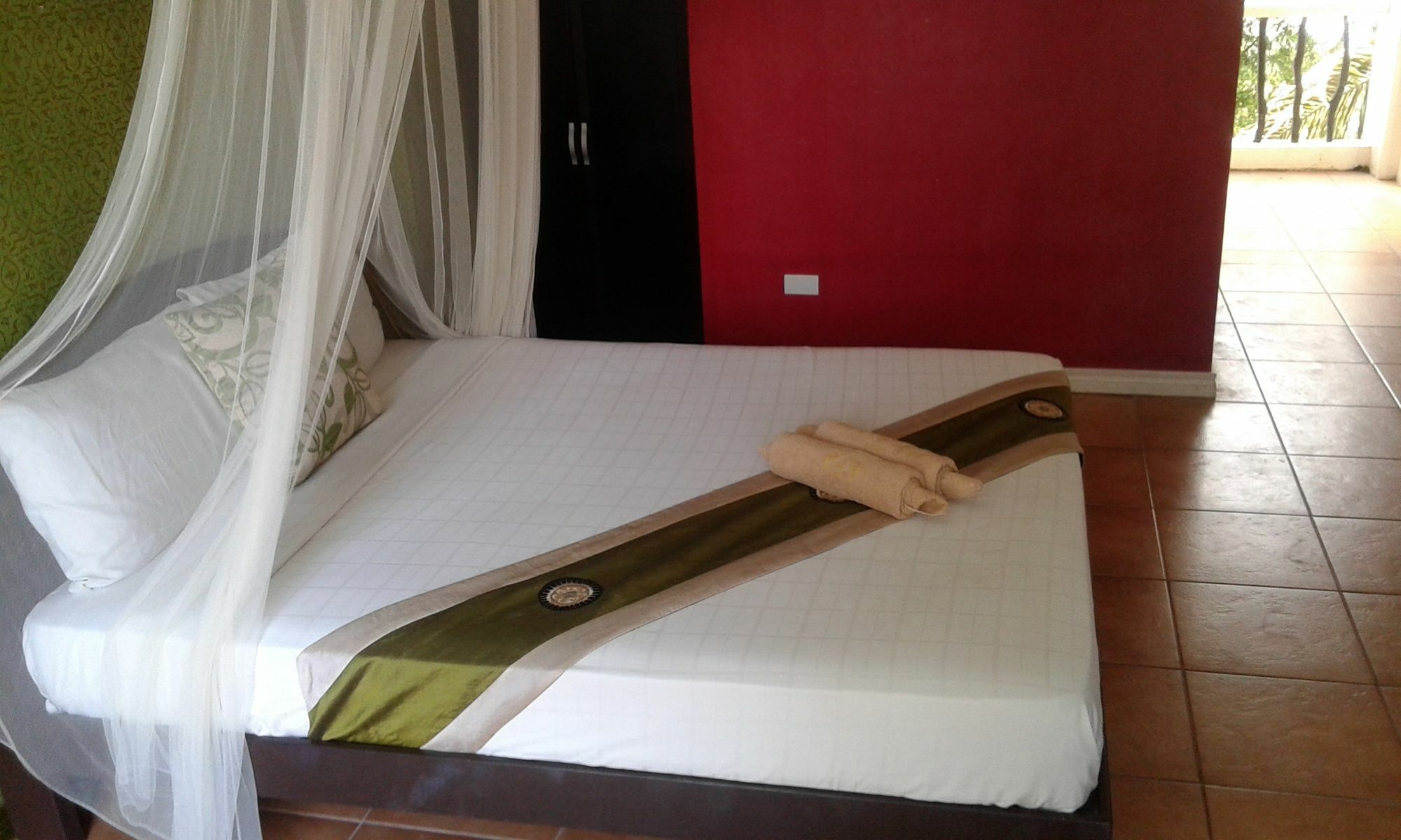 Feliness Resort Manoc-Manoc Ngoại thất bức ảnh