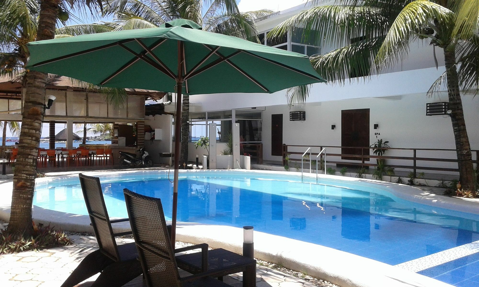 Feliness Resort Manoc-Manoc Ngoại thất bức ảnh